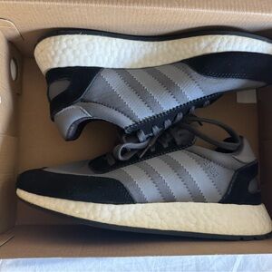 Adidas Womens Gray and Black Sneakers